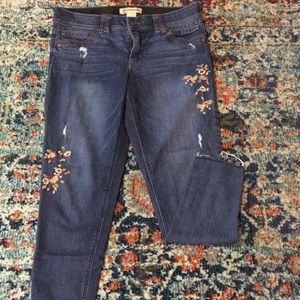 Democracy, Ab Technology embroidered, ankle-jeans